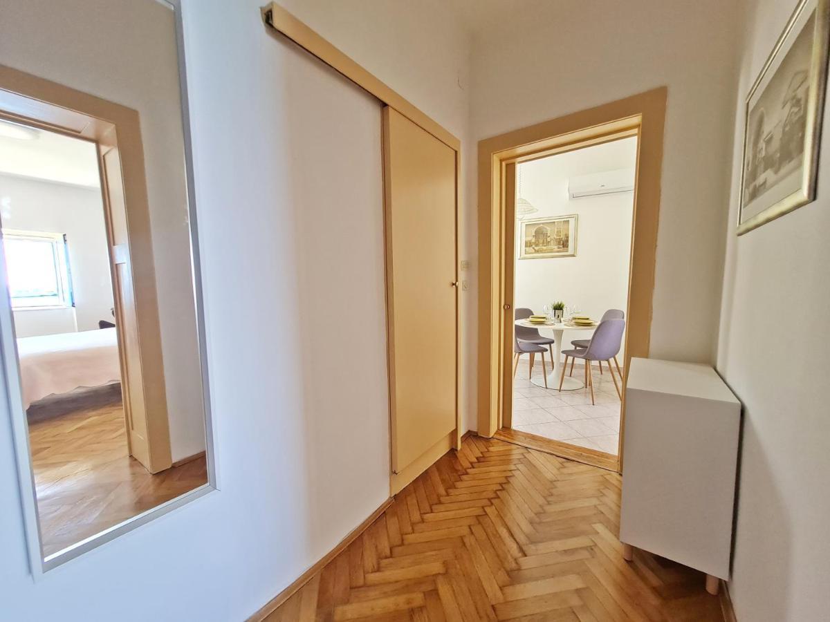 The View Apartment Spalato Esterno foto